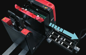 5.電池組采用抽拉式設計，可快速更換蓄電池-杭州叉車